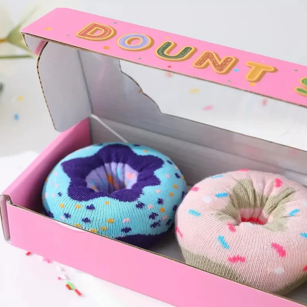🆕️LAST BOX🍩DONUT NOVELTY COLORFUL UNIQUE SOCKS/SET OF 3 IN BAKERY BOX
